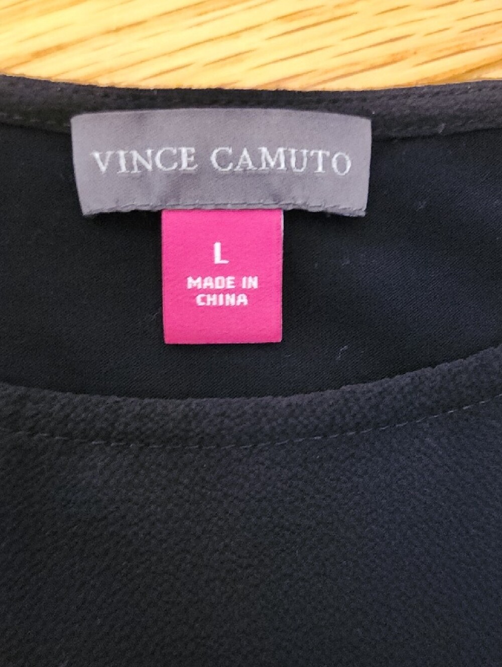 Vince Camuto Black Cap Sleeve Blouse - Picture 3 of 7